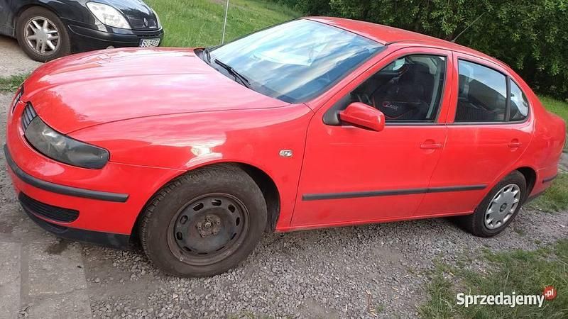 Używany Seat Toledo 2003 Czerwony Sedan/Limuzyna