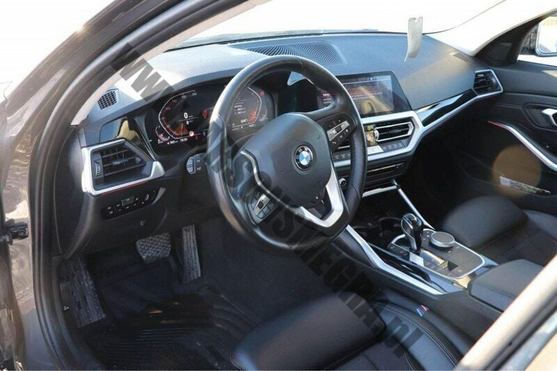Używany BMW 320 190 KM (139 kW) 2019 Szary Sedan/Limuzyna