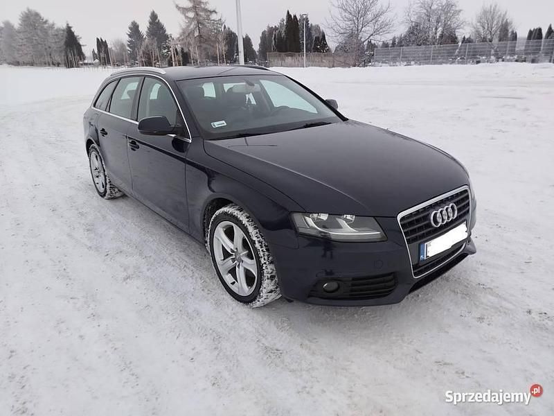 Używany Audi A4 2010 Granatowy Kombi