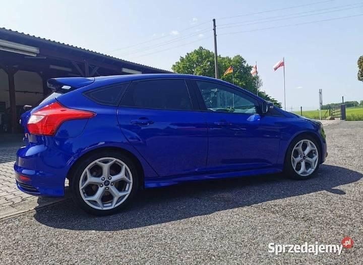 Używany Ford Focus ST 2013 Niebieski Hatchback