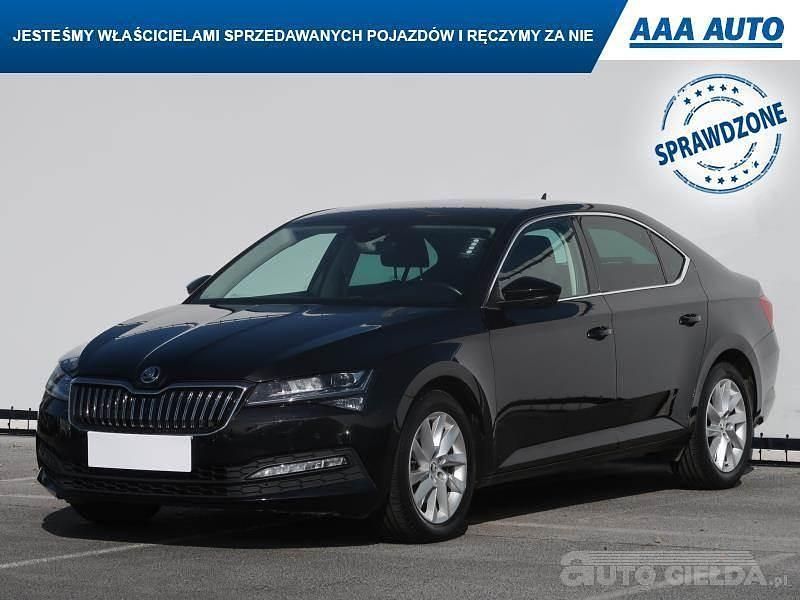 Używany Skoda Superb 150 KM (110 kW) 2019 Czarny