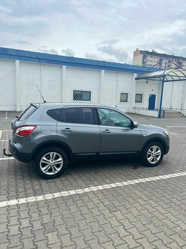 Używany Nissan Qashqai 2011 Szary SUV