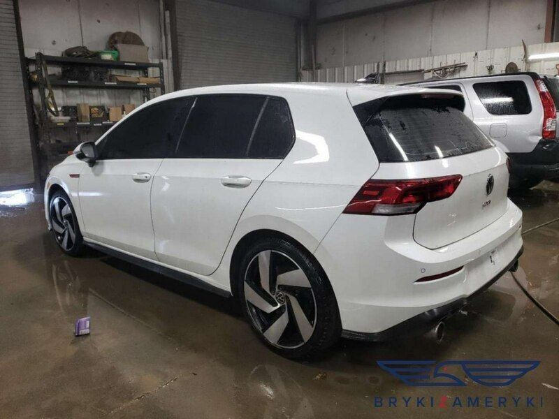 Biały Używany 2023 VW Golf VIII Hatchback | 84 510 zł - Obraz 1/3