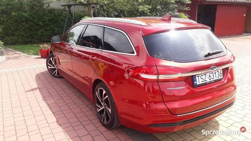 Czerwony Używany 2020 Ford Mondeo Titanium Kombi | 89 900 zł (Drogi) - Obraz 1/4