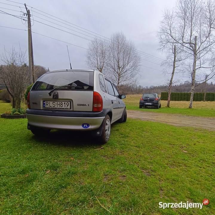 Używany Opel Corsa 1999 Srebrny Hatchback