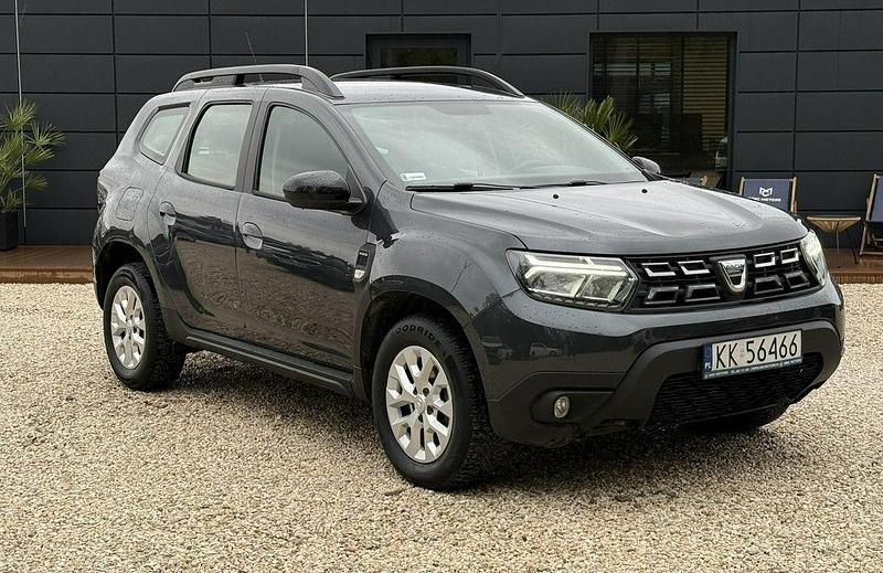Szary (metalik) Używany 2022 Dacia Duster Comfort SUV | 64 800 zł (Dość drogi) - Obraz 1/4