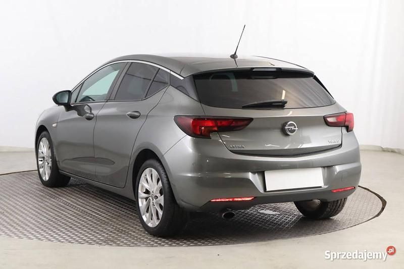 Używany Opel Astra 2017 Szary Hatchback