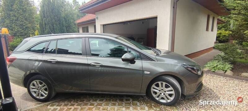 Szary Używany 2017 Opel Astra Kombi | 41 500 zł (Uczciwa cena) - Obraz 1/4