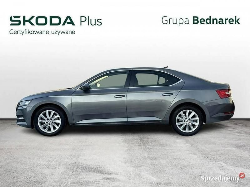 Używany Skoda Superb 2022 Szary Sedan/Limuzyna