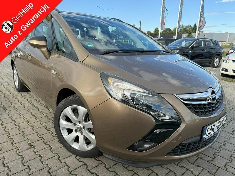 Złoty (metalik) Używany 2013 Opel Zafira Minivan | 33 900 zł (Uczciwa cena) - Obraz 1/4