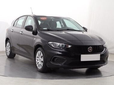 Czarny Używany 2019 Fiat Tipo Hatchback | 42 999 zł (Uczciwa cena) - Obraz 1/4