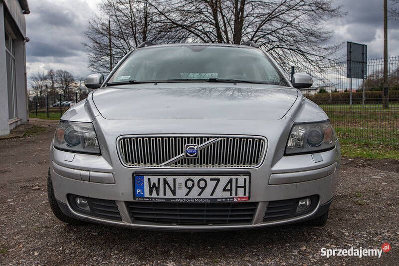 Używany Volvo V50 136 KM (100 kW) 2006 Srebrny Kombi