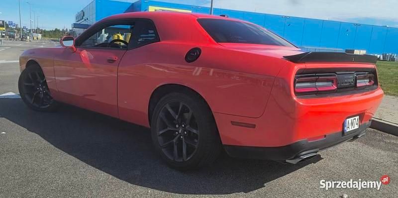 Używany Dodge Challenger 2020 Pomarańczowy Coupe