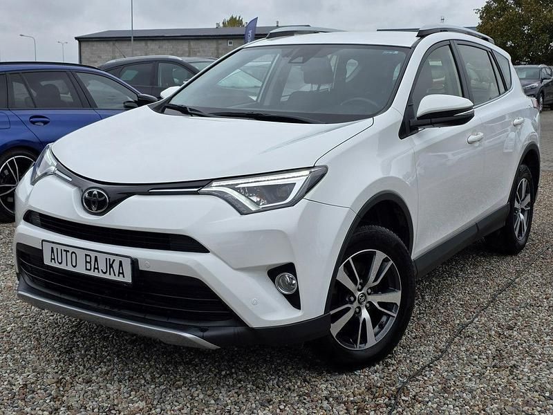 Biały Używany 2016 Toyota RAV4 SUV | 69 900 zł (Uczciwa cena) - Obraz 1/4