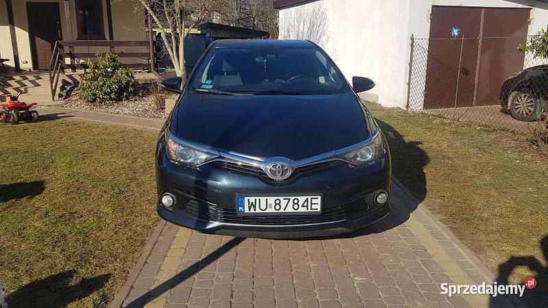 Używany Toyota Auris 132 KM (97 kW) 2016