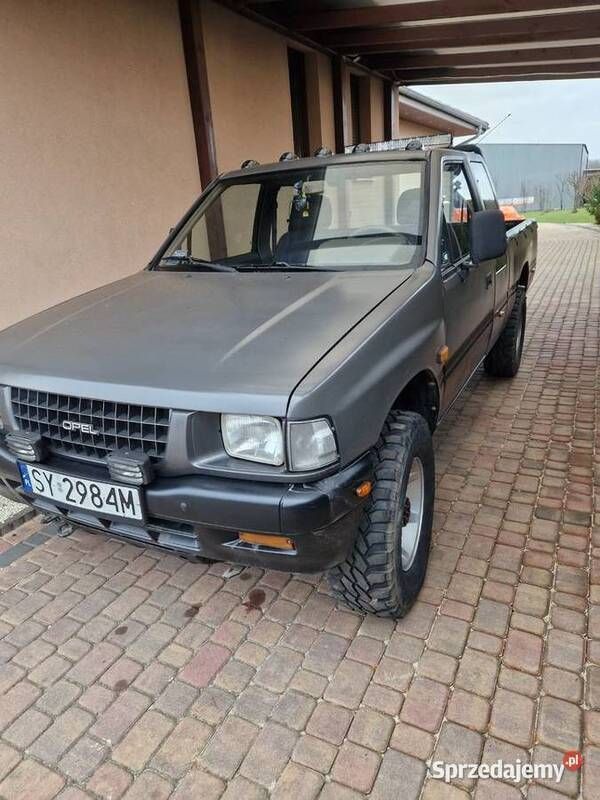 Szary Używany 1993 Opel Campo Pickup | 31 500 zł - Obraz 1/4