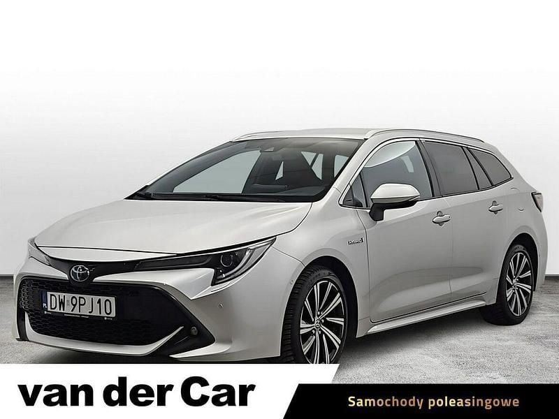 Używany Toyota Corolla Comfort 2021 Srebrny Kombi