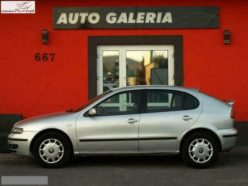 Srebrny (metalik) Używany 2001 Seat Leon Hatchback | 12 900 zł - Obraz 1/4