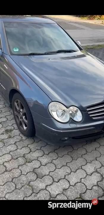 Używany 2002 Mercedes CLK240 | 10 000 zł - Obraz 1/4