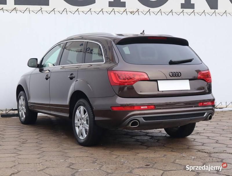 Używany Audi Q7 2012 Brązowy SUV