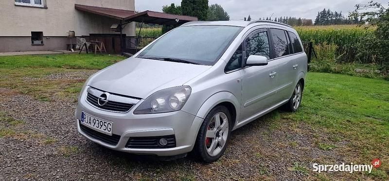 Używany 2005 Opel Zafira Minivan | 8800 zł (Drogi) - Obraz 1/4