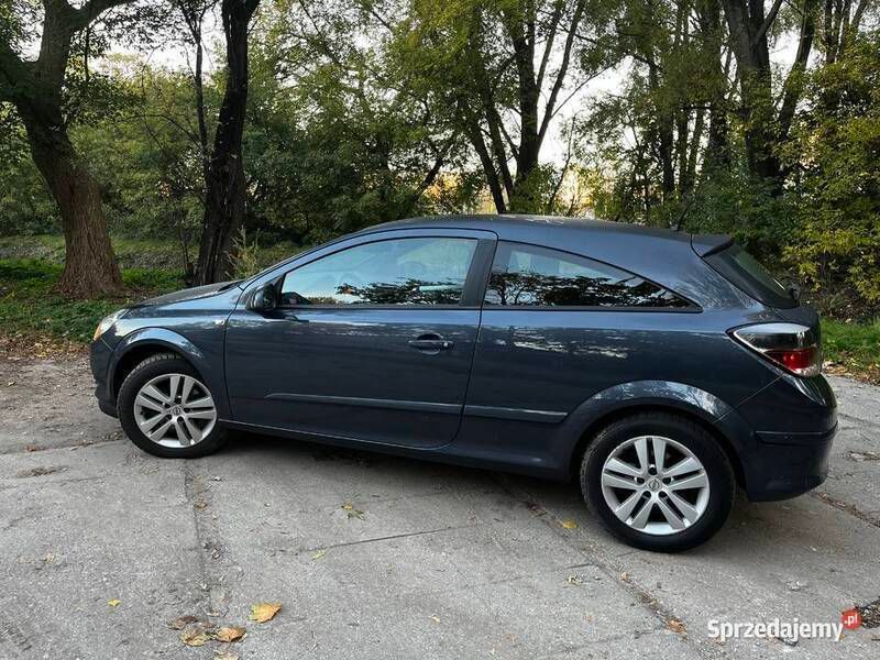 Używany Opel Astra GTC 2007 Szary Coupe