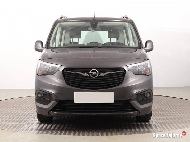 Szary Używany 2020 Opel Combo Minivan | 44 499 zł (Dobra cena) - Obraz 1/4