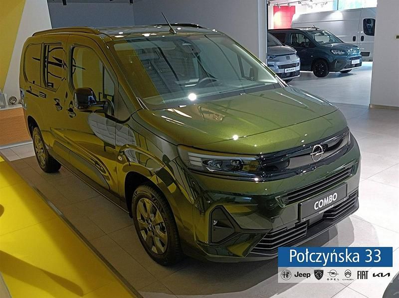 Nowe Opel Combo 131 KM (96 kW) 2025 Szary (metalik) Minivan