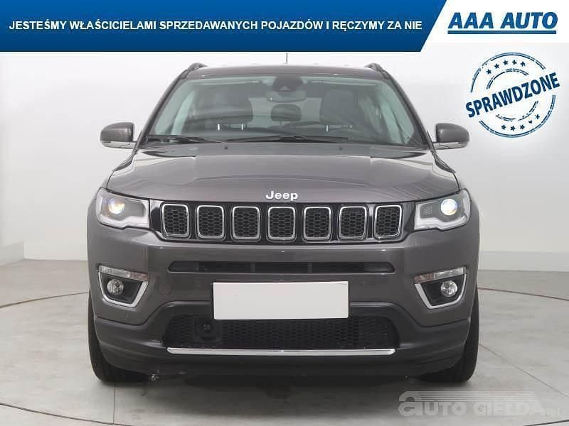 Używany Jeep Compass 2020 Czarny SUV