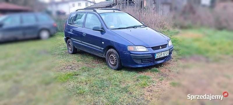 Używany Mitsubishi Space Star 2003 Sedan/Limuzyna
