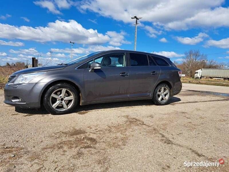 Używany 2010 Toyota Avensis | 16 500 zł (Dość drogi) - Obraz 1/4