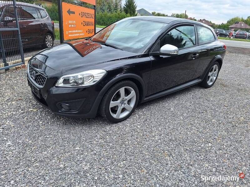 Czarny Używany 2011 Volvo C30 Hatchback | 23 900 zł (Uczciwa cena) - Obraz 1/4