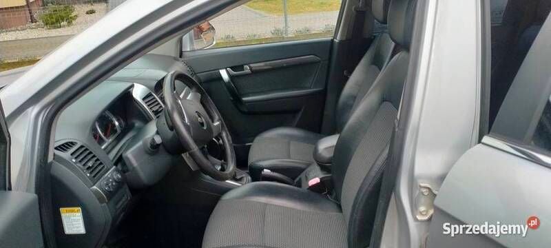 Używany Chevrolet Captiva 150 KM (110 kW) 2007 Srebrny SUV