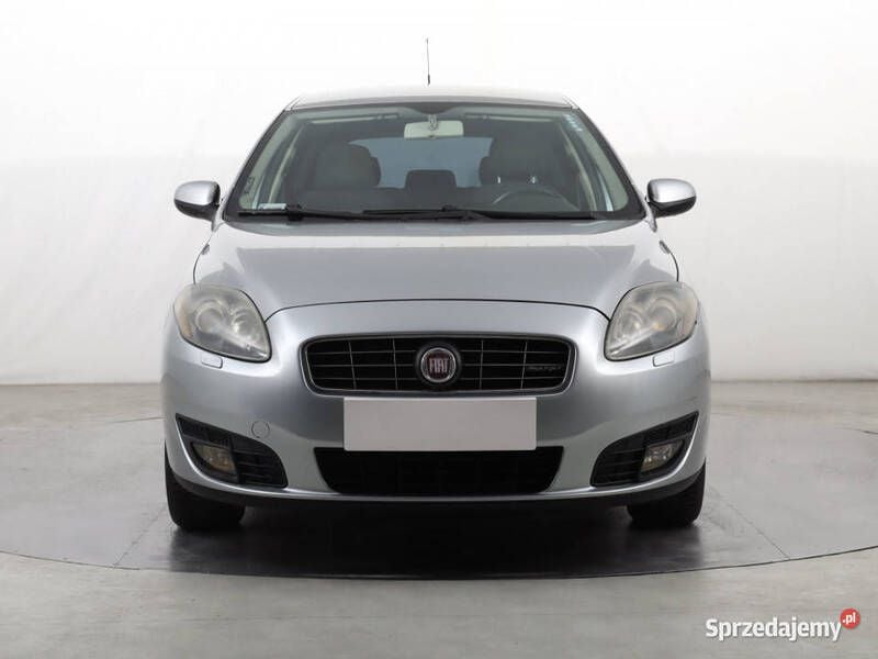 Srebrny Używany 2008 Fiat Croma Kombi | 7999 zł (Uczciwa cena) - Obraz 1/4