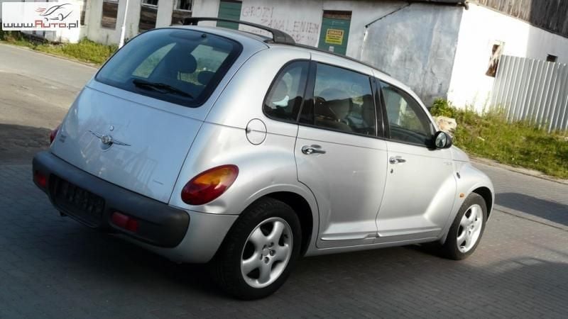 Używany Chrysler PT Cruiser 141 KM (103 kW) 2000 Srebrny Sedan/Limuzyna