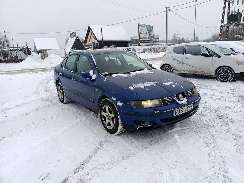 Niebieski Używany 1999 Seat Toledo Sedan/Limuzyna | 2500 zł (Uczciwa cena) - Obraz 1/4
