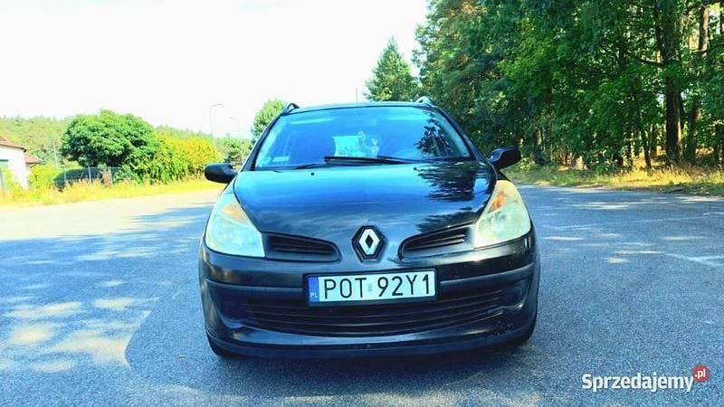 Czarny Używany 2009 Renault Clio GrandTour Kombi | 5490 zł (Super Cena) - Obraz 1/4