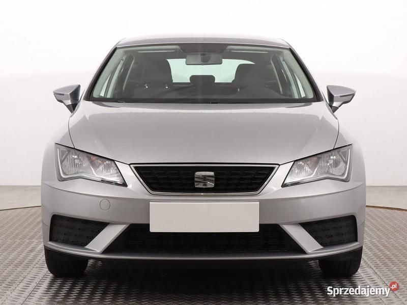 Srebrny Używany 2018 Seat Leon Hatchback | 39 999 zł (Uczciwa cena) - Obraz 1/4
