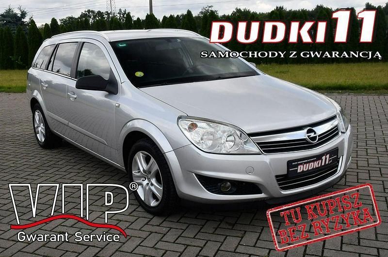Srebrny (metalik) Używany 2007 Opel Astra Kombi | 10 900 zł (Uczciwa cena) - Obraz 1/4