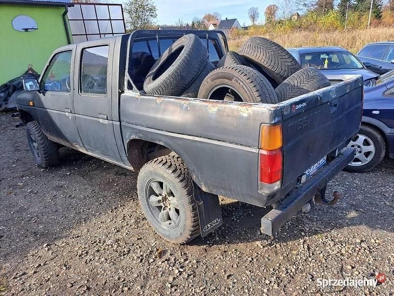 Czarny Używany 1992 Nissan PickUp Pickup | 8900 zł - Obraz 1/3