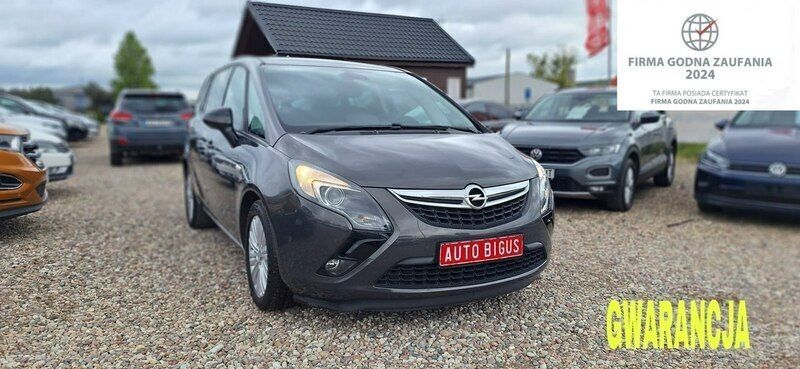 Czarny (metalik) Używany 2016 Opel Zafira Minivan | 41 900 zł (Uczciwa cena) - Obraz 1/4