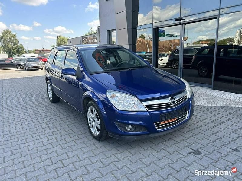 Niebieski (metalik) Używany 2008 Opel Astra Sedan/Limuzyna | 8900 zł (Uczciwa cena) - Obraz 1/4