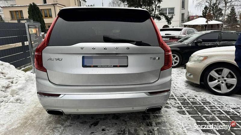 Używany Volvo XC90 2017 Srebrny SUV