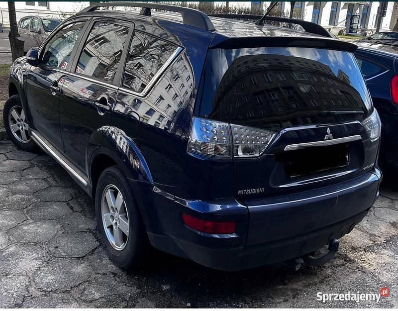 Używany Mitsubishi Outlander 2010 Granatowy SUV