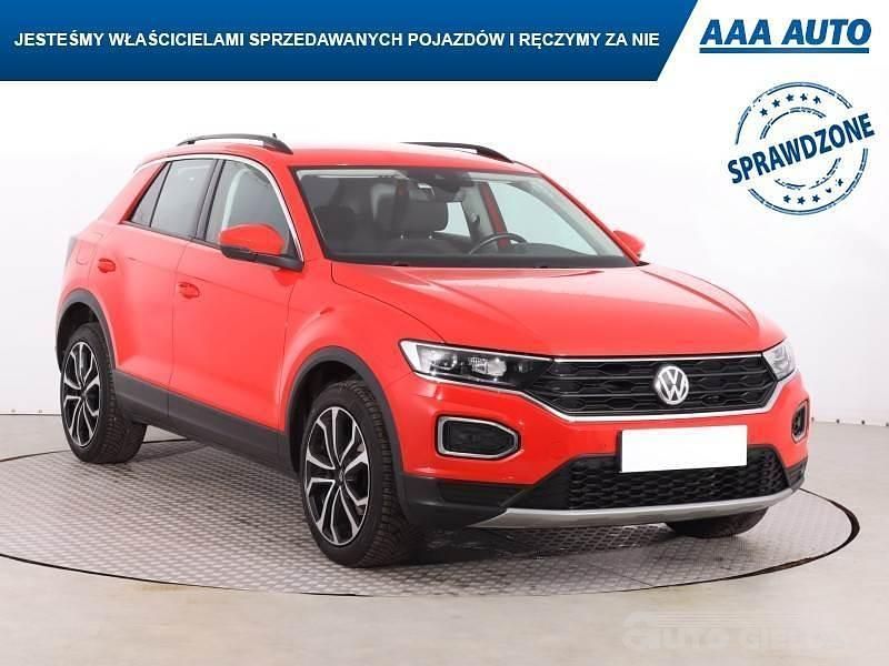 Czerwony Używany 2019 VW T-Roc SUV | 73 999 zł (Uczciwa cena) - Obraz 1/4