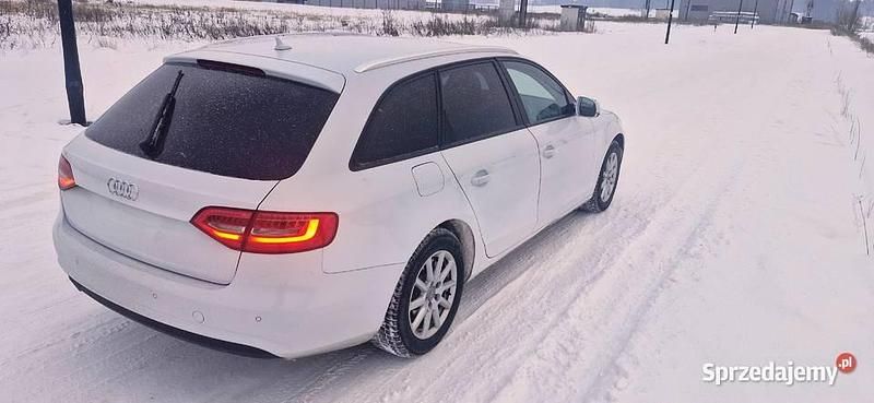 Używany Audi A4 Comfort 2013 Biały Kombi