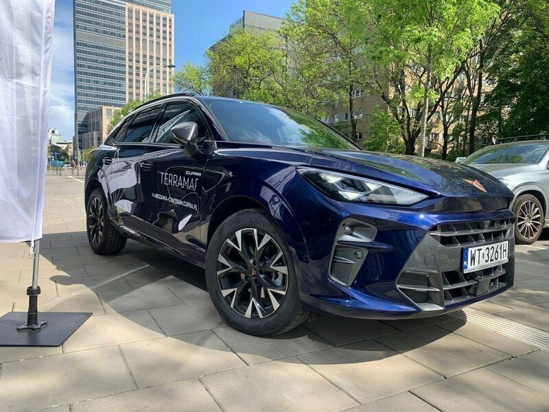 Używany Cupra Terramar 150 KM (110 kW) 2024 Niebieski (metalik) SUV