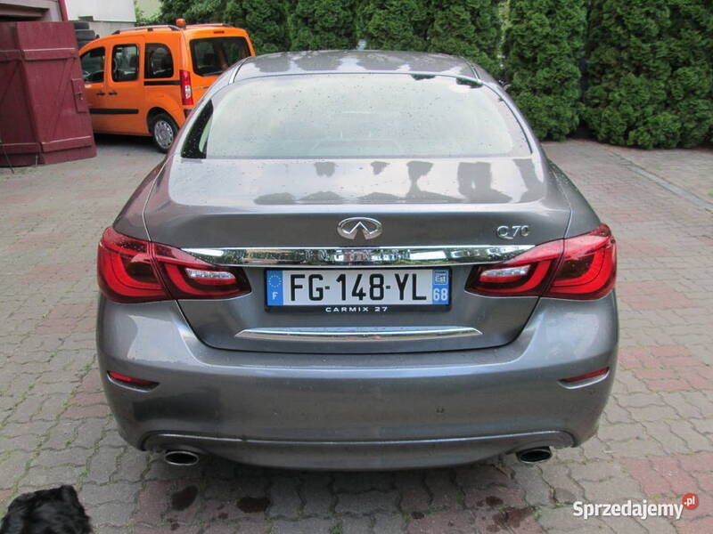 Używany Infiniti Q70 2016 Szary Sedan/Limuzyna