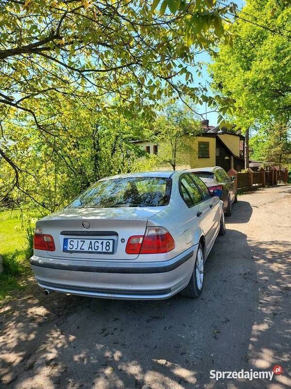 Używany BMW 318 1999 Srebrny Sedan/Limuzyna
