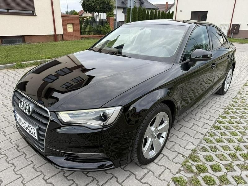 Czarny (metalik) Używany 2014 Audi A3 Sedan/Limuzyna | 48 900 zł (Uczciwa cena) - Obraz 1/4